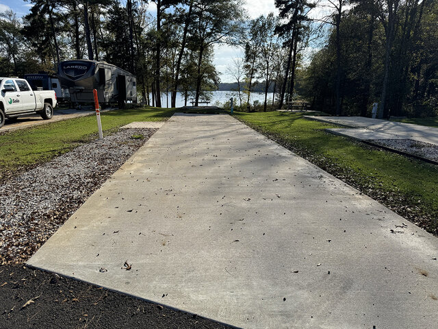 Image 3 for RV 51 Sanctuary Back-In