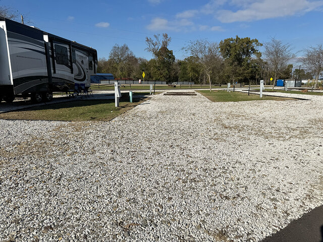 Image 3 for RV 70 Classic Back-In