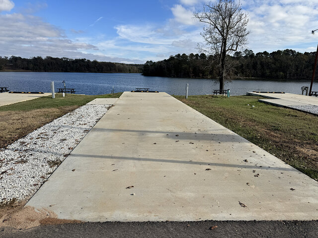 Image 3 for RV 10 Lakefront Back-In