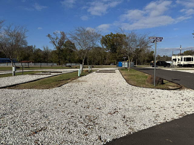 Image 3 for RV 64 Classic Back-In