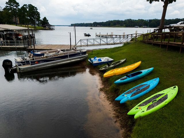 Image 7 for RV 37 Lakefront Back-In