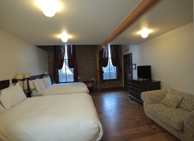 Image 2 for Mini Suite 1