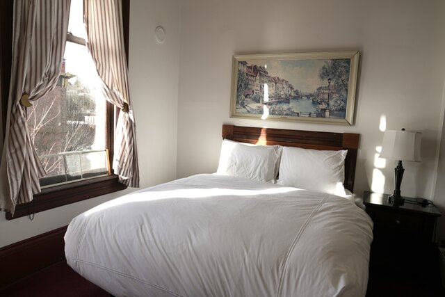 Image 1 for Mini Suite 17