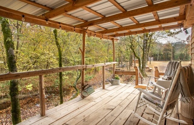 Image 2 for Lil' Rustic with Hot Tub