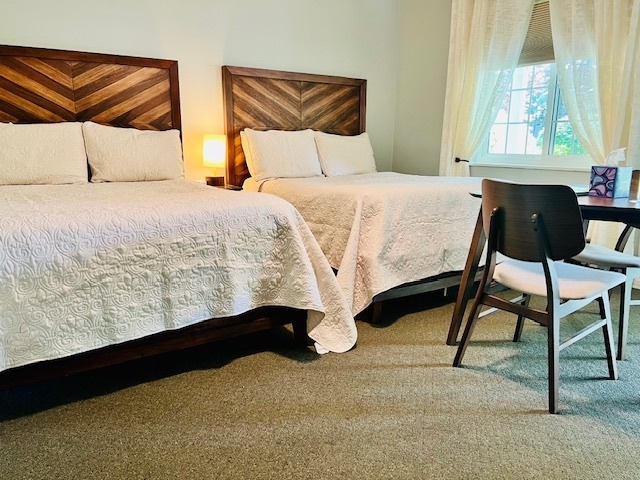 Image 1 for 22) The River Birch Room