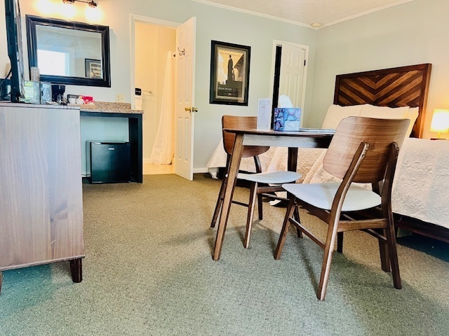 Image 3 for 22) The River Birch Room