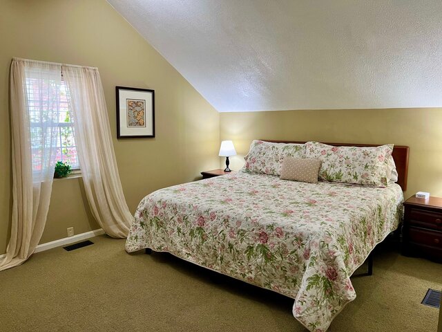 Image 1 for 39) The Robb Forman Dew Cottage