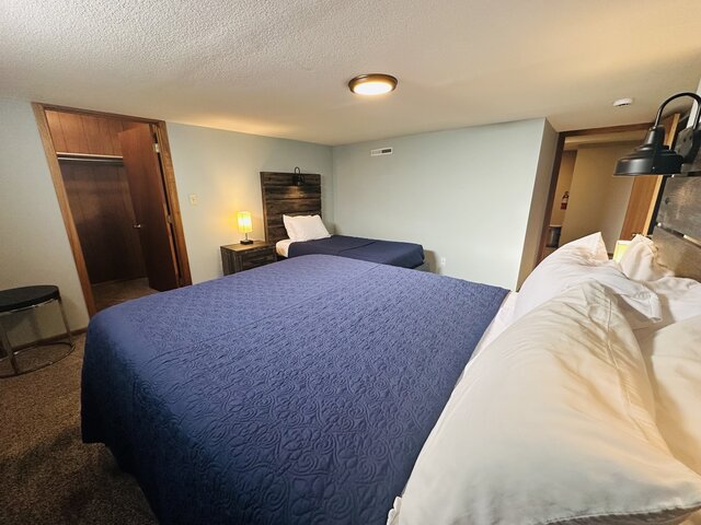 Image 14 for 24 Peaceful Furnished 5 Bedroom Home