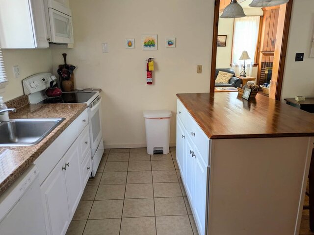 Image 17 for The Cottage at Bellefonte Bed and Breakfast