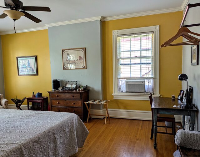 Image 8 for Canyon Room