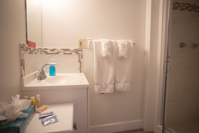 Image 3 for 23) Cozy Twin