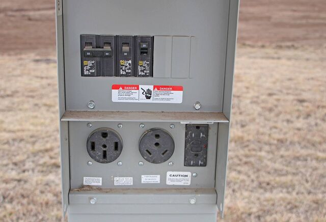 Image 4 for RV-60 RV  Nightly Back-in