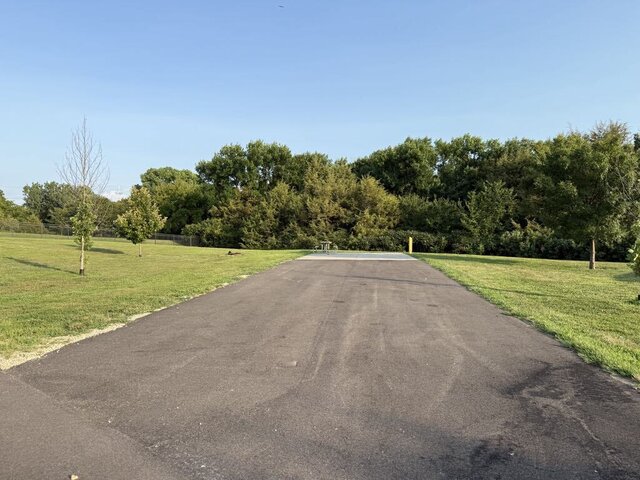 Image 2 for RV-52 RV  Nightly Back-in