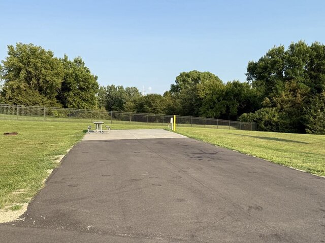 Image 2 for RV-51 RV Nightly Back-in