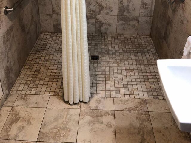 Image 4 for Two Bed Queen ADA Rooms