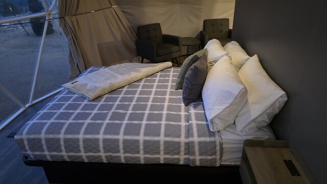 Image 2 for Deluxe Mountain Views