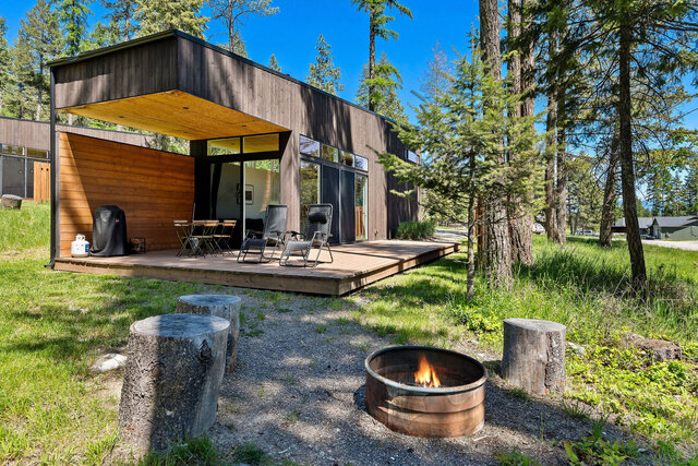 Image 19 for The Two Medicine