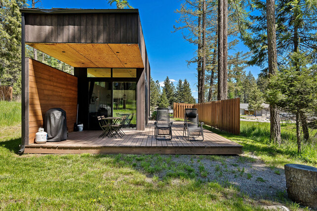 Image 17 for The Two Medicine