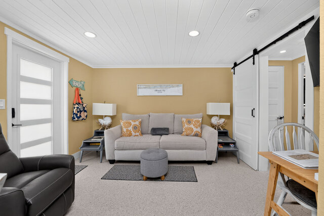 Image 2 for Seashell Shanty