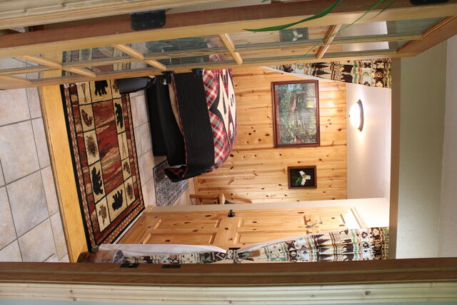 Image 5 for The Camas Room