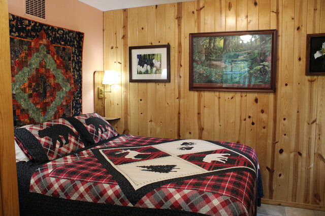 Image 1 for The Camas Room