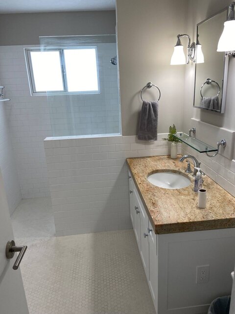 Image 14 for Creekside Rest