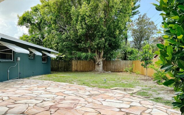 Image 17 for Suncoast Getaway