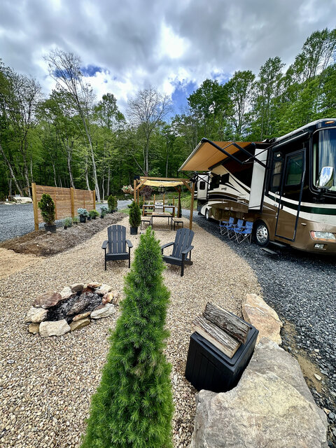 Image 3 for The Mountain Wall - Site #1