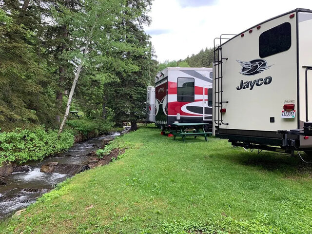 Image 3 for Creekside RV Camping FHU