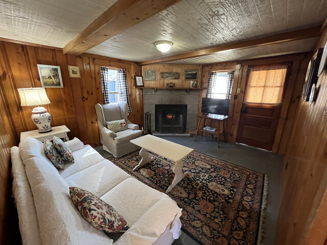 Image 2 for Cabin #4