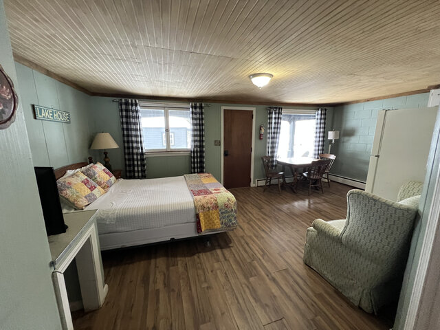 Image 6 for Suite #4