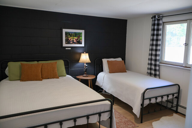 Image 3 for Suite #4 The Black Bear