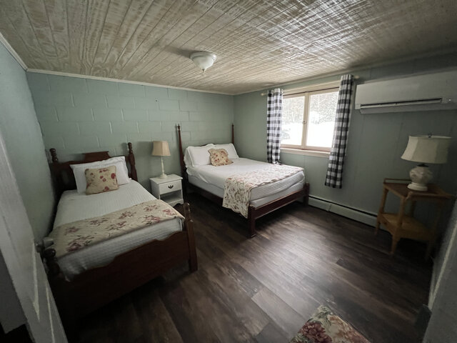 Image 5 for Suite #3