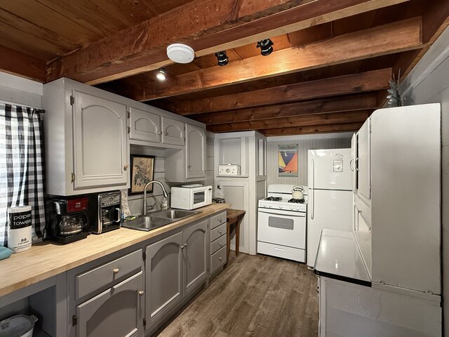 Image 11 for Lodge Lakehouse