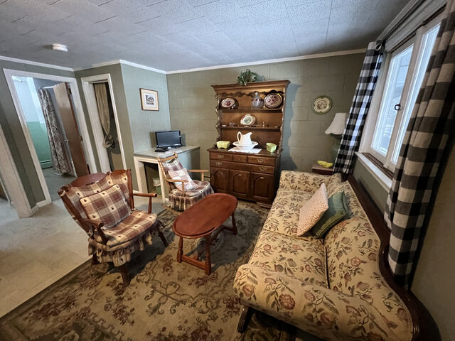 Image 4 for Suite #5