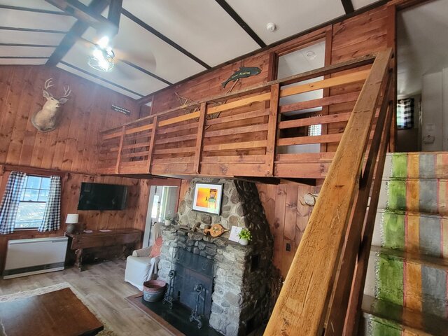 Image 10 for Lodge Lakehouse