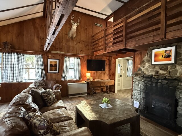 Image 5 for Lodge Lakehouse