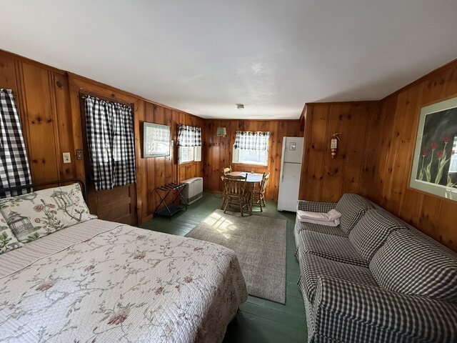 Image 2 for Cabin #7