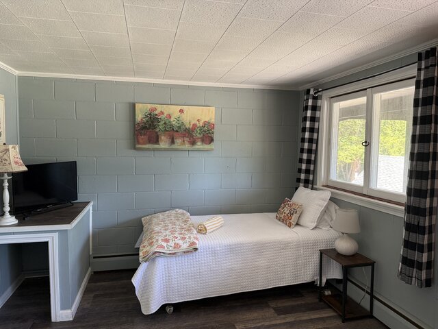 Image 5 for Suite #7