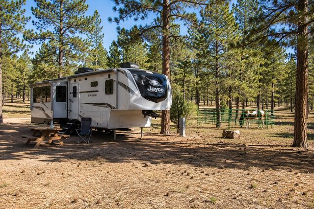 Image 1 for #6  RV or Horse site -  detached 56" rig