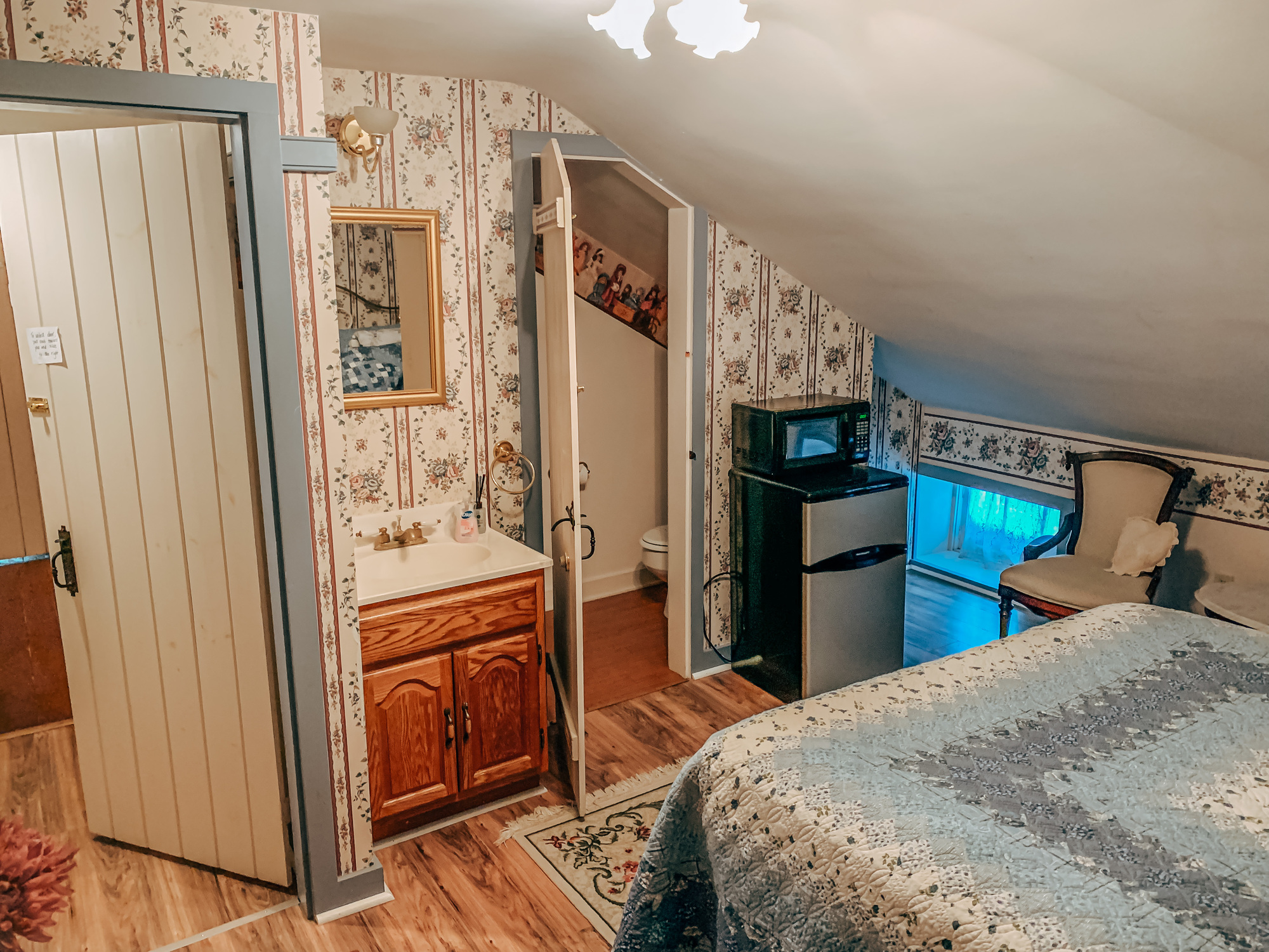 The Emig Mansion York, Pennsylvania's Best Bed and Breakfast Louisa