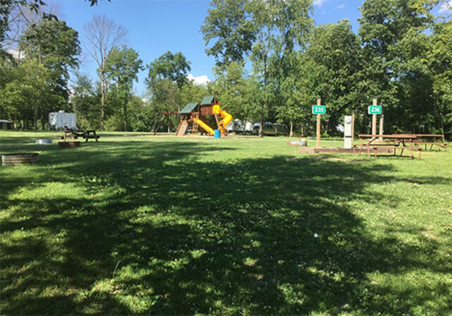 Image 1 for 236) Highlands Water/Electric 236