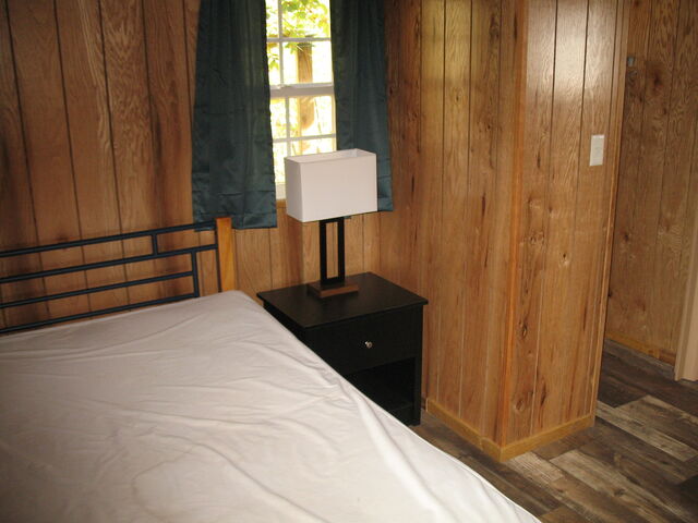 Image 4 for 301) Glades Comfort Cabin 301