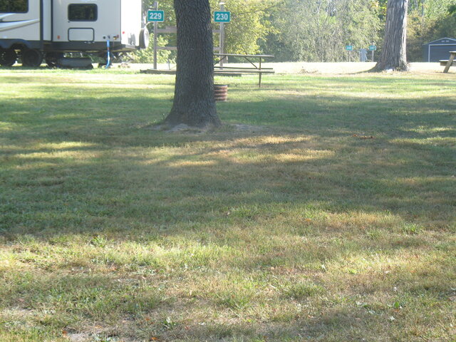 Image 2 for 229) Highlands Water/Electric 229