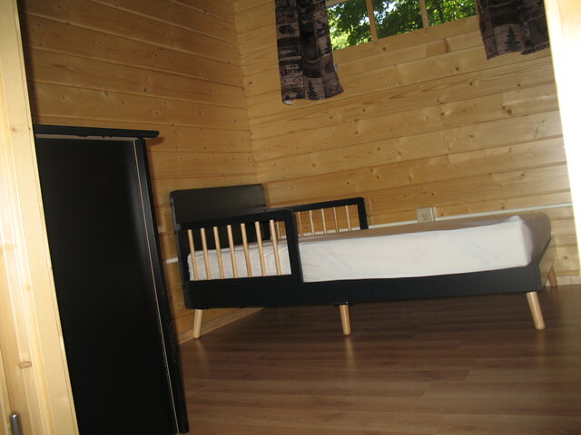 Image 5 for 023) Alcove Way Comfort Cabin 23