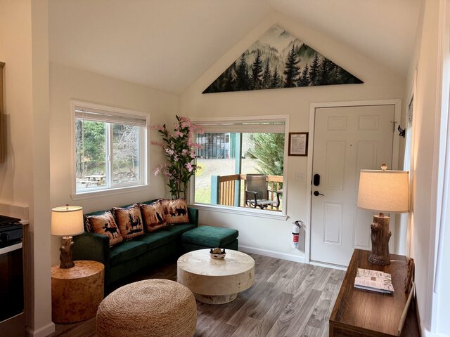 Image 3 for Woodland Cabin