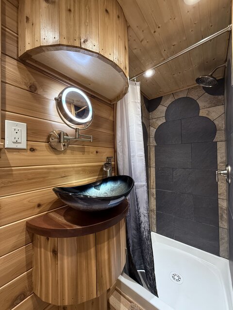 Image 11 for Fairytale Cabin