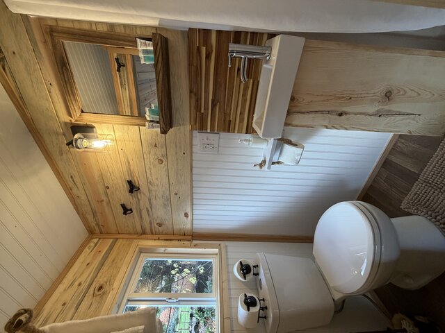 Image 9 for Coho Cabin