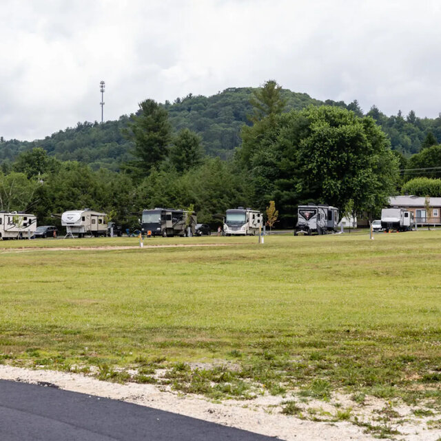 Image 2 for 057) Full Hookup Interior RV Site