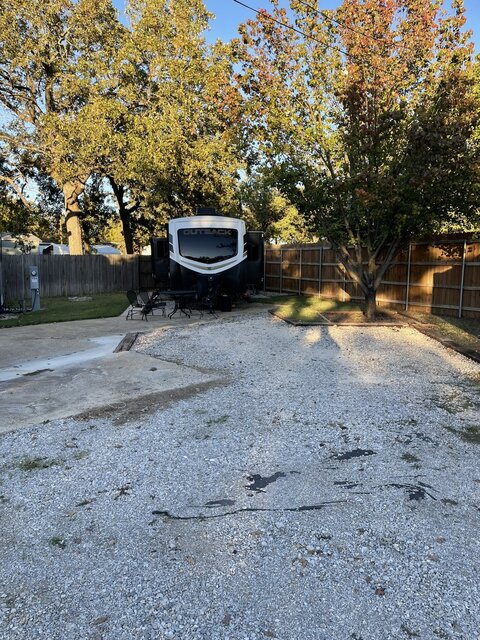 Image 1 for RV905) Back Area Daily or Weekly